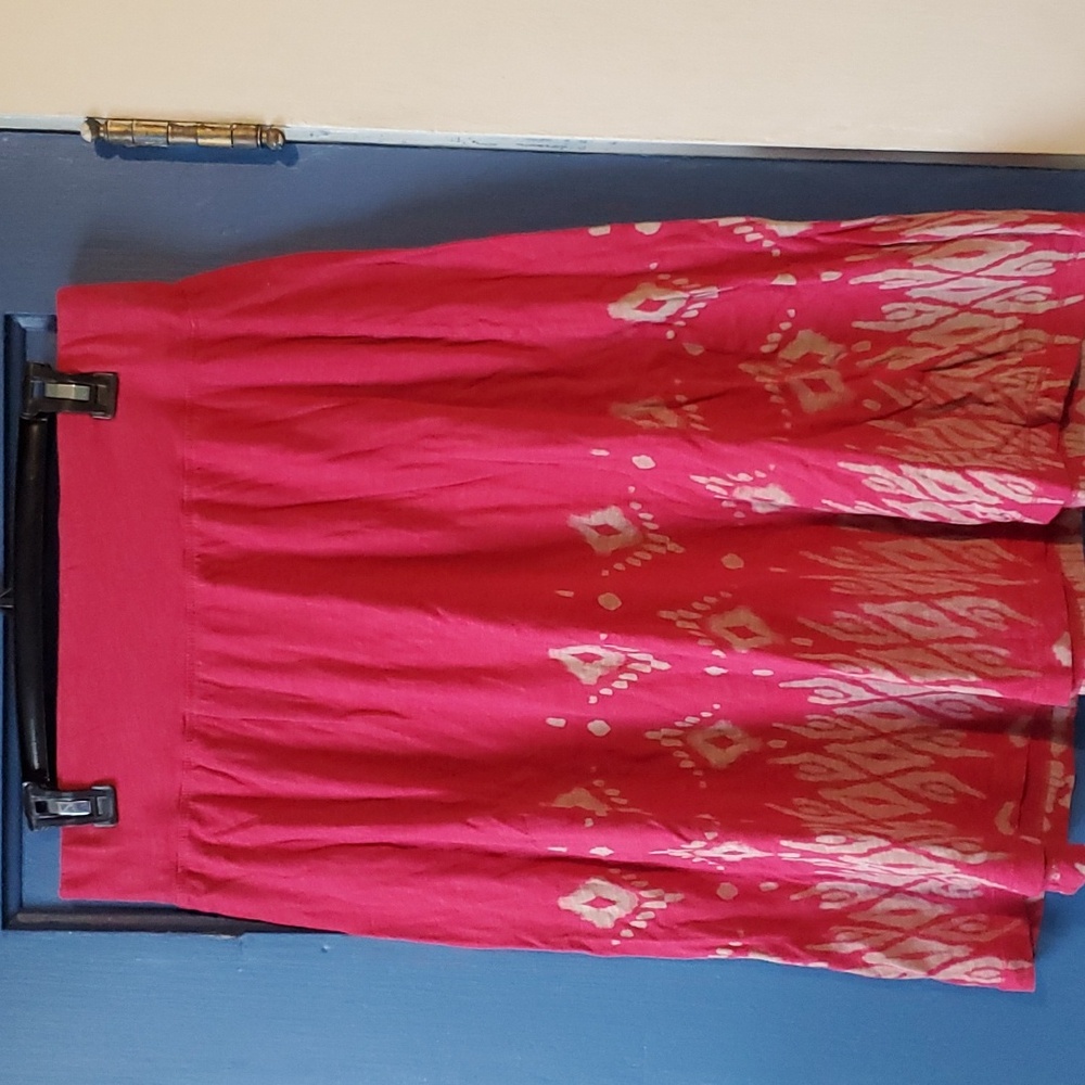 A comfortable hot pink skirt